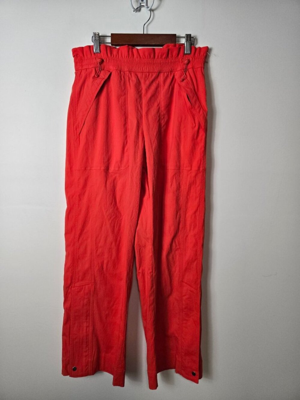 Athleta Trekkie Parachute Wide Leg Pants Size 4 Petite Vermilion Orange Ripstop